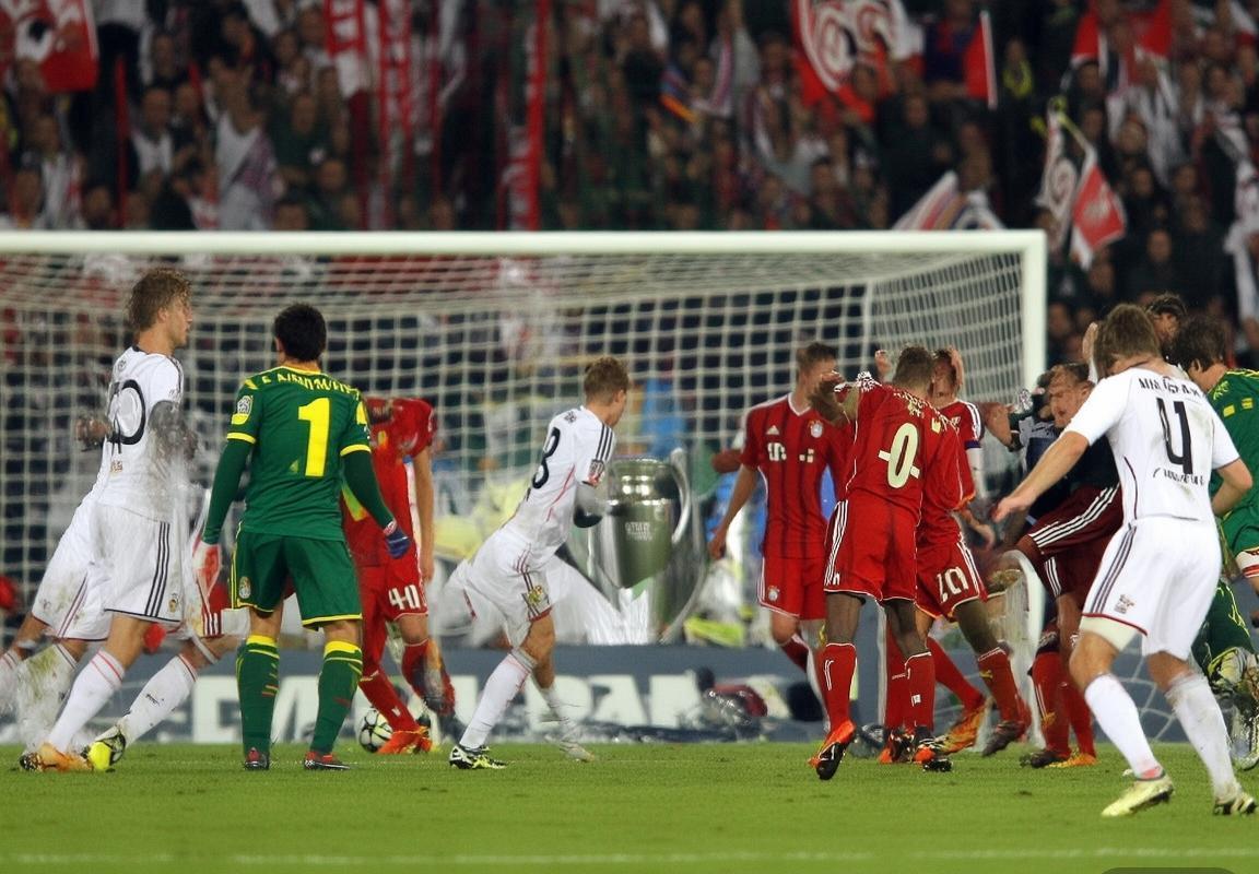 2012欧冠半决赛：拜仁VS皇马巅峰对决解析